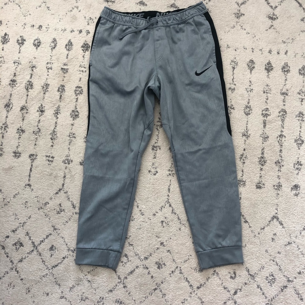 Men’s Nike joggers